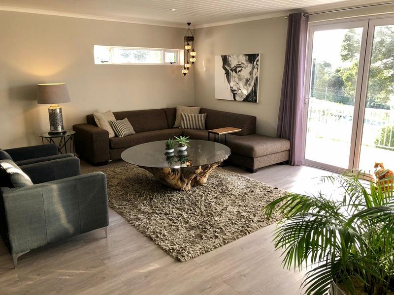 8 Bedroom Property for Sale in Grabouw Western Cape